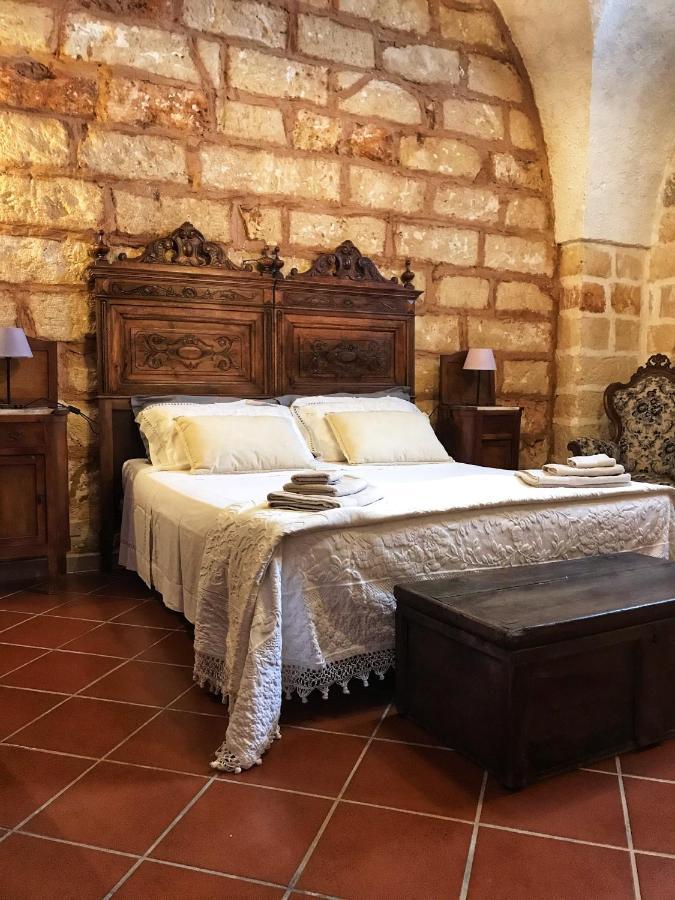Masseria Scianne Сант'Изидоро Екстериор снимка