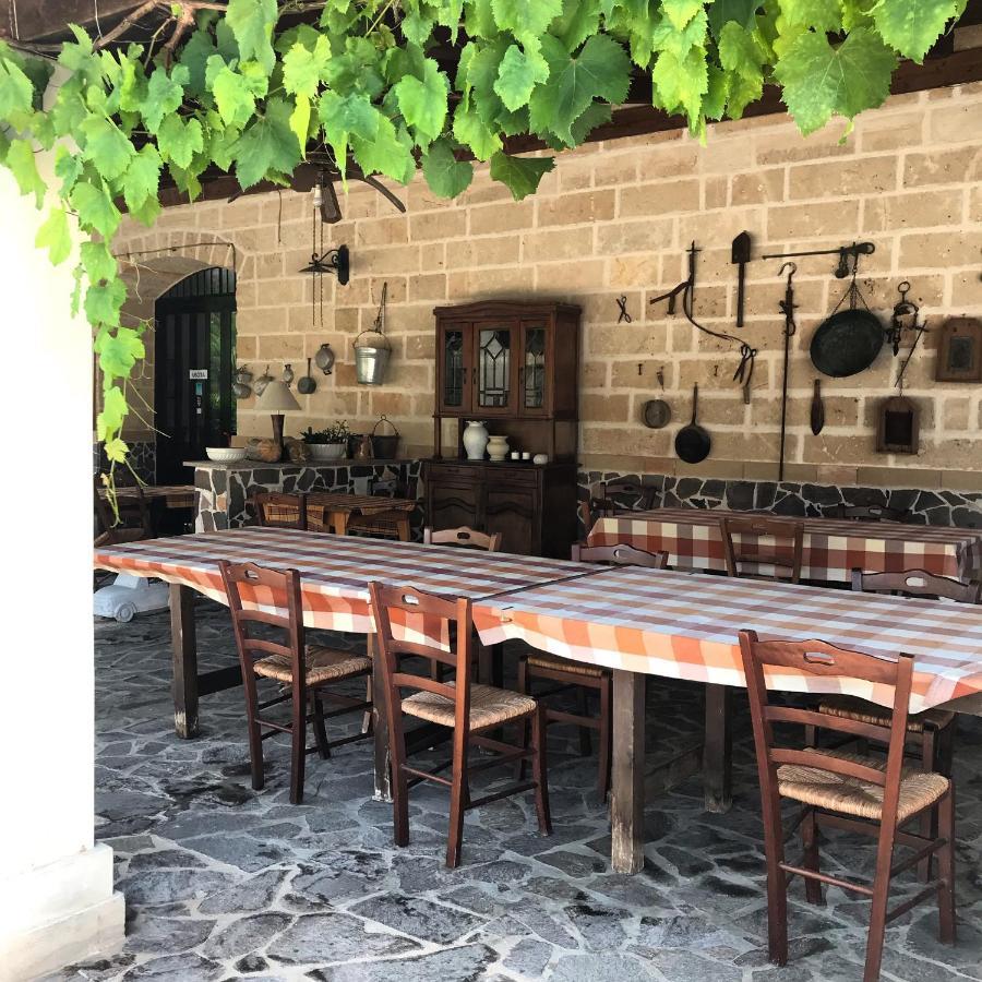 Masseria Scianne Сант'Изидоро Екстериор снимка